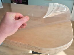 Tablero contrachapado en el sector de la decoración