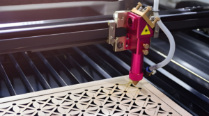 How hidden knots and voids affect laser cutting of plywood